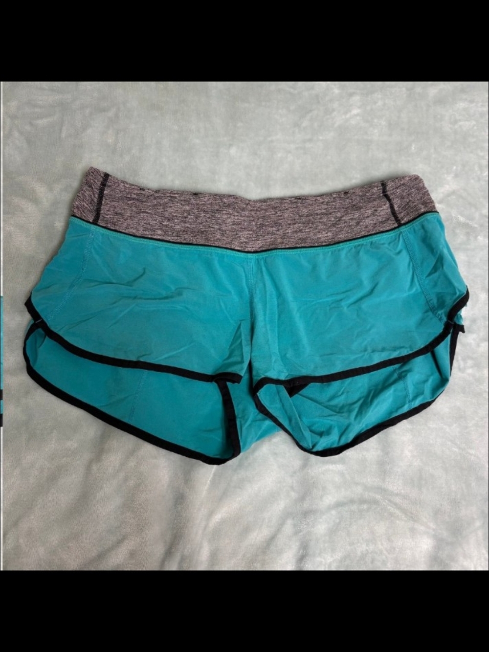 Lululemon Women's Speed Up Shorts Size 10